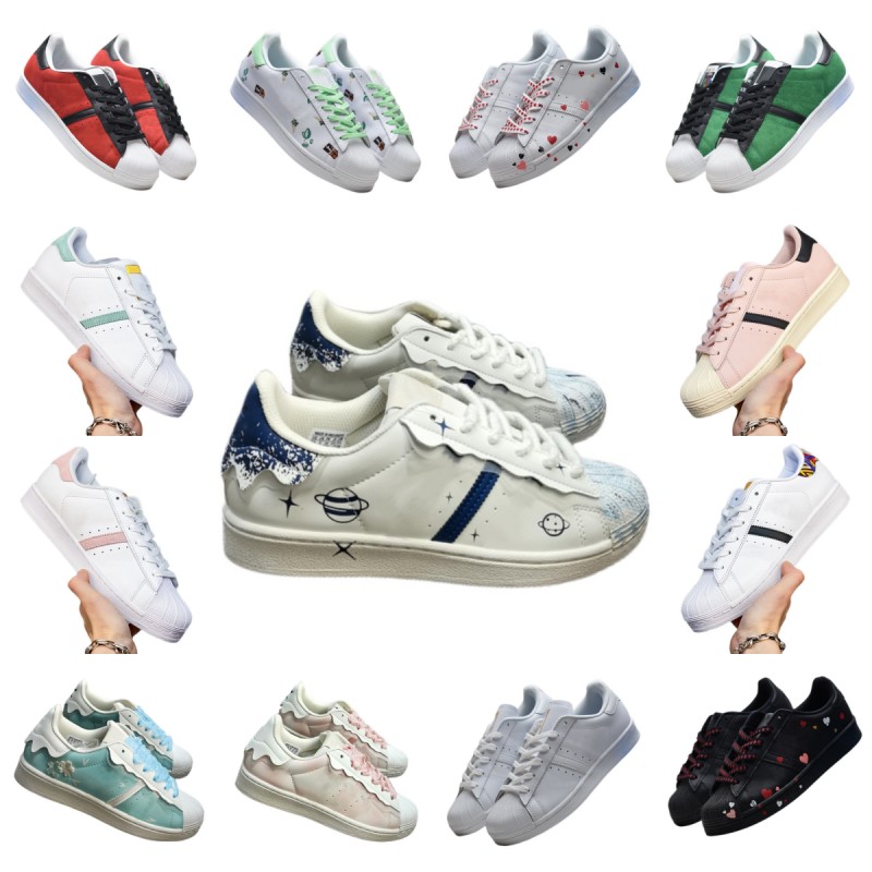 

Sandals Vintage Men Skate Shoes Shell Shape Toe Designer Shoes Stripe Letter Women Running Shoes Rubber Bottom Sneakers Jelly Clour Round Toe Straps Flower Print, 18