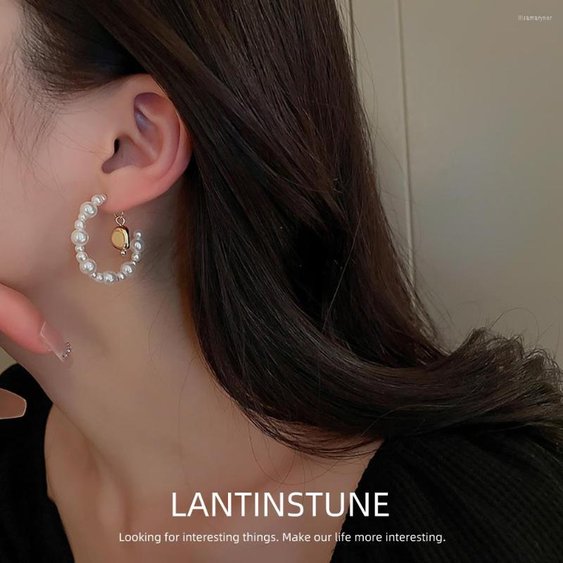

Hoop Earrings Irregular Geometric Pearls C Shaped For Women Elegant French Style Gold Color Pea Pendant Round Earring Party N360