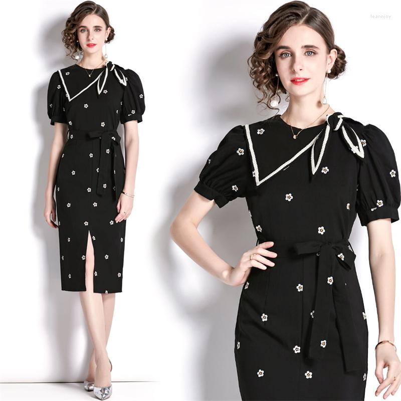

Party Dresses French Softerable Hephburn Small Women In Black Color O-neck With Bow Bandange Corest Sweet Flower Printed Vestido