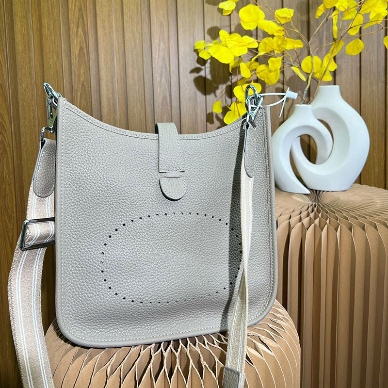 

Women Shoulder Bag Women Handbag Crossbody Purse Fashion Letter Hollow Out Genuine Leather Removable Shoulder Strap Hasp Lady Tote Bags Clutch High Quality, Blue