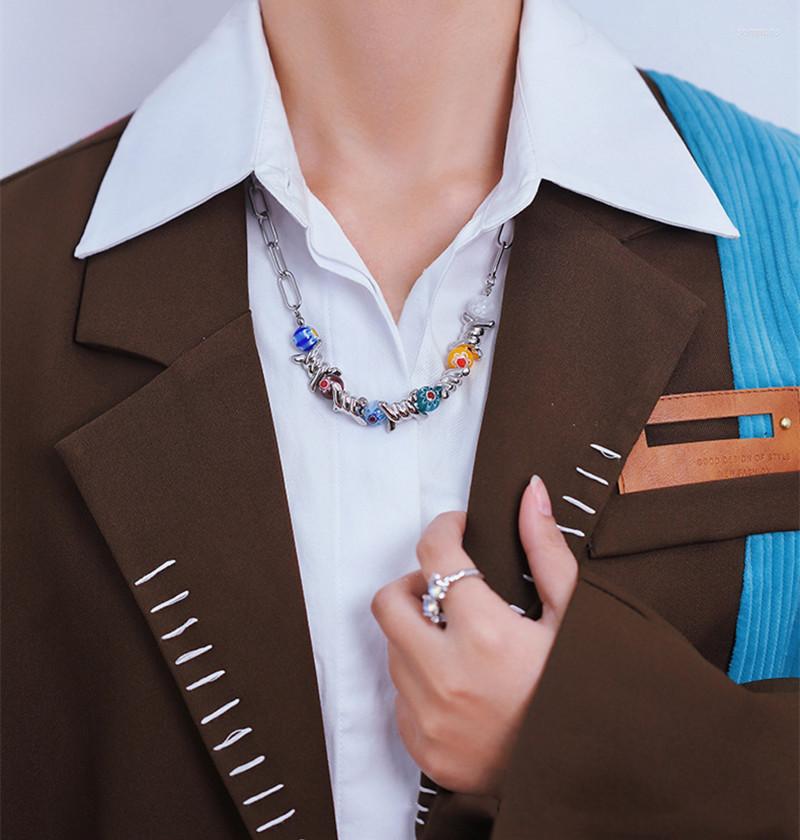 

Chains Light Luxury Style Hip-hop Colored Flowers Glass Beads Thorns Fashion Necklace Men Women Couple Casual Wild Sweater Chain 2023