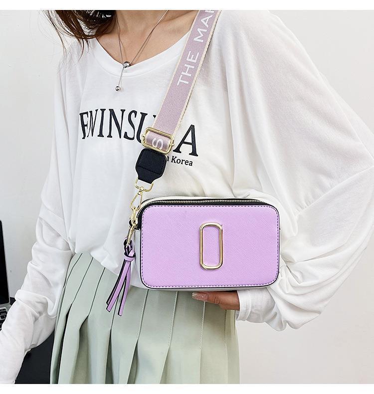 

2023 New Model Evening Bags European and American Simple Retro Fashion Camera Bag Trend Letter Cross-body Handbag, Dark grey