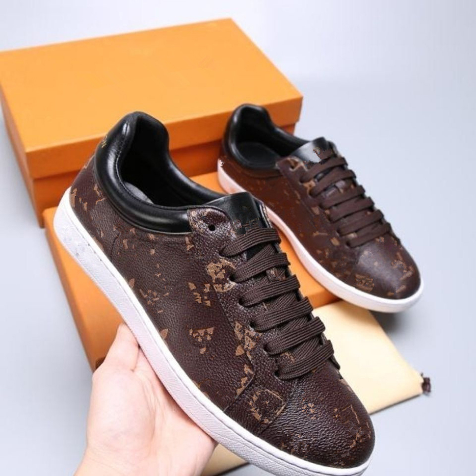 

Top quality luxury designer shoes casual sneakers breathable Calfskin with floral embellished rubber outsole very nice mkjl00000003