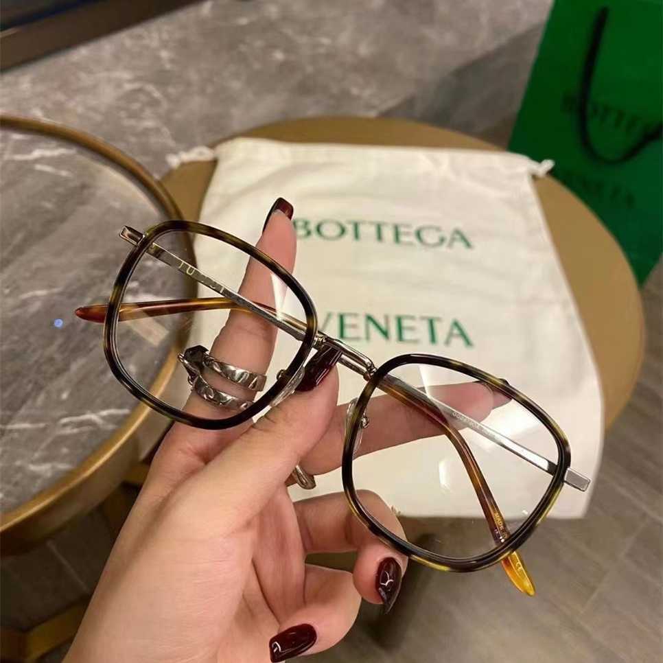 

Sunglasses 2023 new Ni's eyeglass frame of the same style gg0678 plain face mirror net red girl metal plate blue light proof can be matched with myopic
