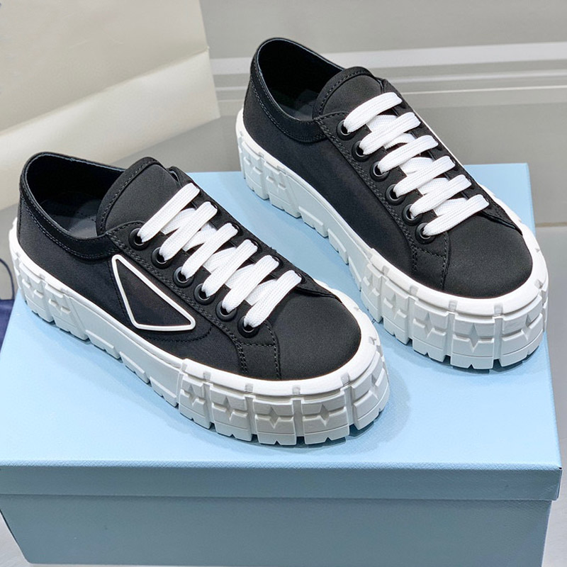 

With Box Designer Shoes Famous Brand Sneakers Shoes White Black Skateboard Walki size35-41, Pink