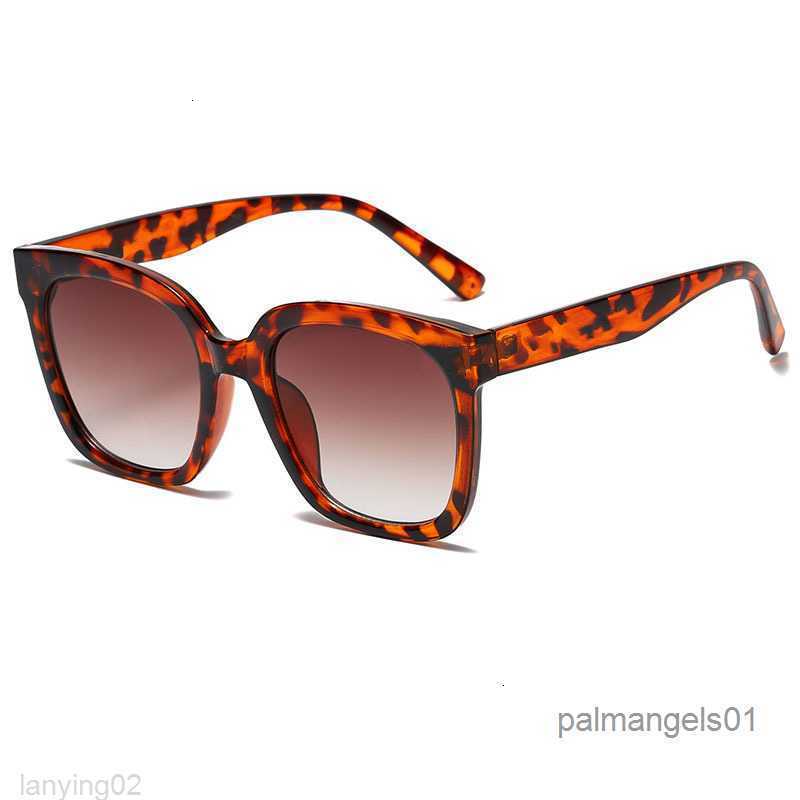 

Square glasses Women Designer Luxury Man waimea SunGlasses Classic Vintage Outdoor De with caseY4IHA0V0