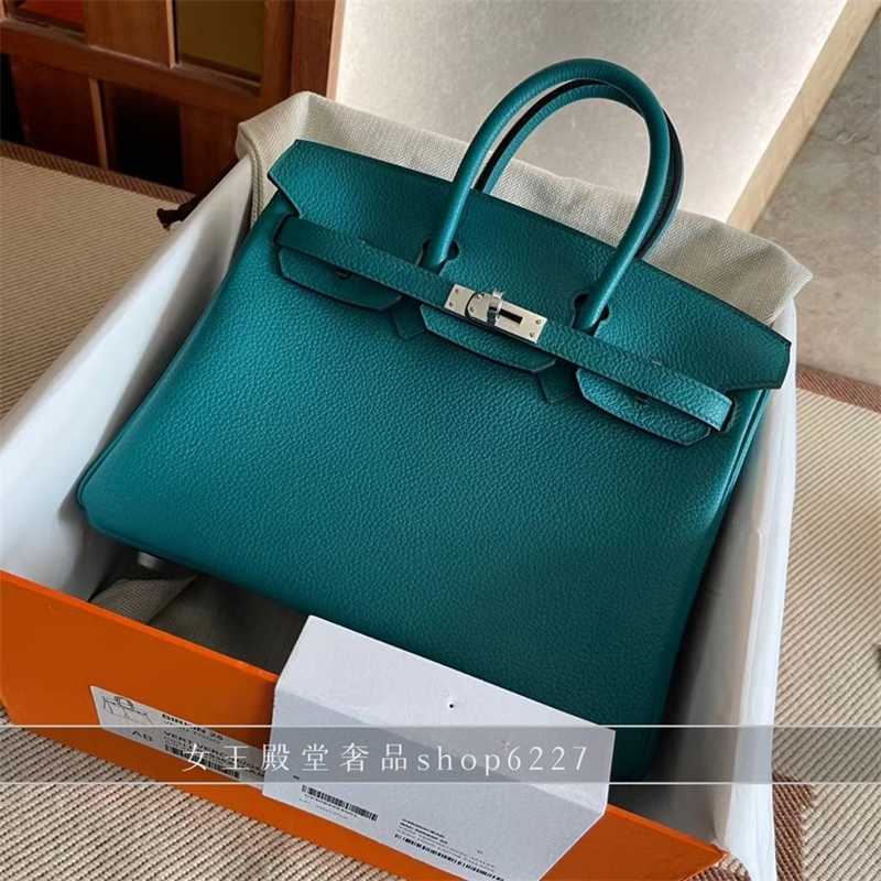 

designer women handbag birkin Silver buckle bags Pure hand sewn bag 25 30 verona green interior lipstick powder togo button color matching, Sky blue