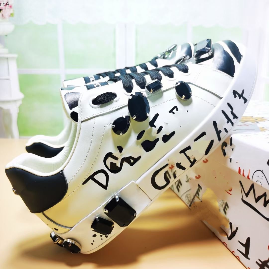 

2023 Diamond Sneakers Luxury Diamond Shoes Men Women Casual Shoes Top Fashion Luxury Shoes Leather Sneaker Wholesale size35-45 MKJIP rh4000001