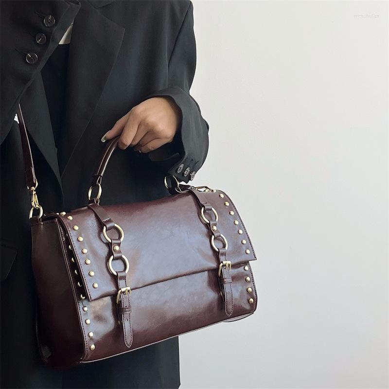 

Evening Bags Vintage Claret Rivet Designer Briefcase For Women Satchels PU Leather Crossbody Winter Wine Red Shoulder Bag