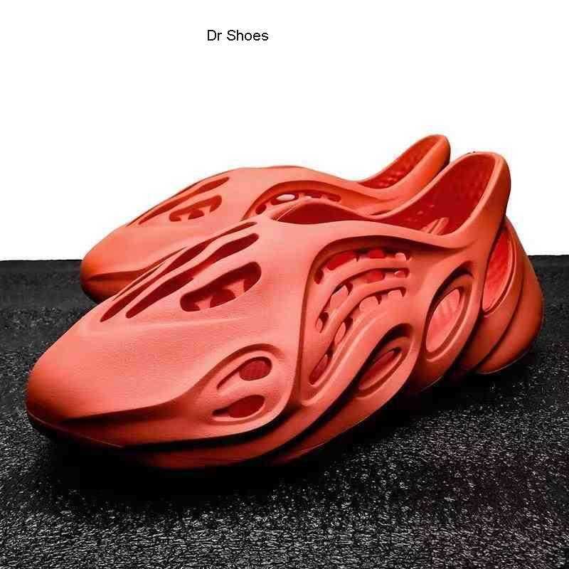 

Fashion Mens Designer Slippers Coconut Sandals Female Students Anti Slip 700 Hole Shoes Mens Summer Social Network Beach WUB, 2828 red