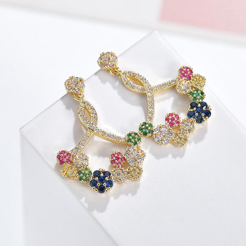 

Dangle Earrings Color Flower Hollow Inlaid With Shiny Zircon S925-pin Fashion Banquet Female