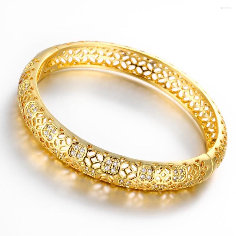 

Bangle European And American K Gold Zircon Fashion Simple Hollow Pattern Ladies Bracelet