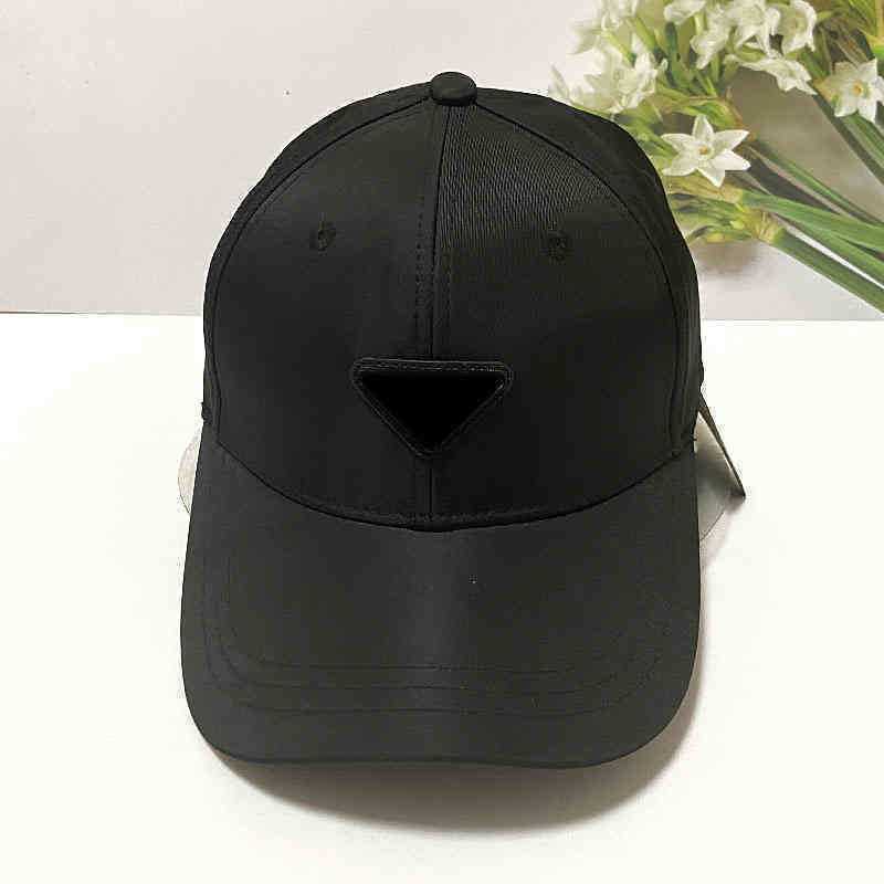 

Italian Family Sunscreen Duck Tongue Hat Female Tourism Outdoor Wide Brim Inverted Triangle Baseball Fashion Breathable Sunshade CapBRAR, 1 black + red