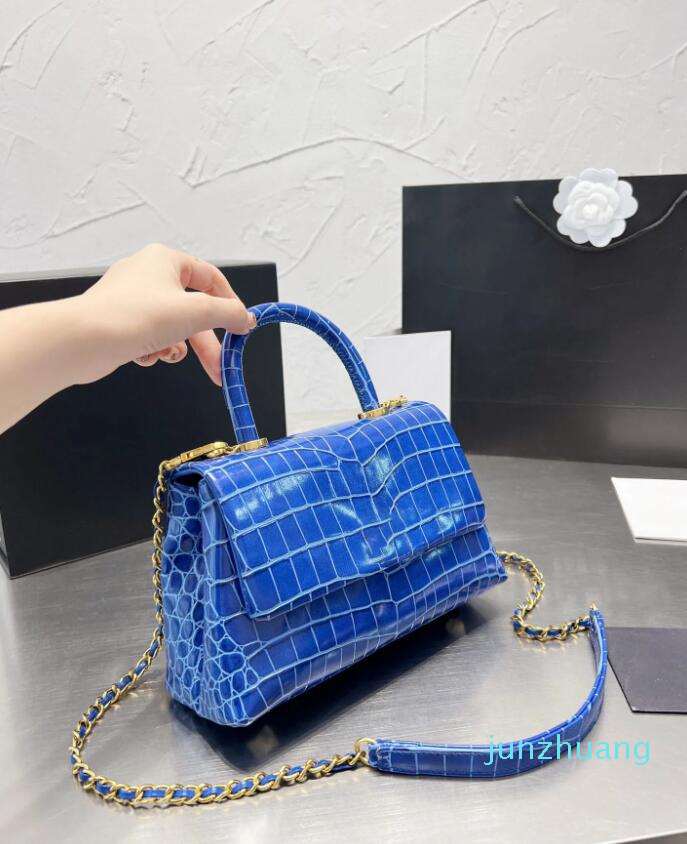 

2022 fashion handbag shoulder bag luxuries designer women bag clamshell purse original hardware buckle chain gift 001 packaging, Blue