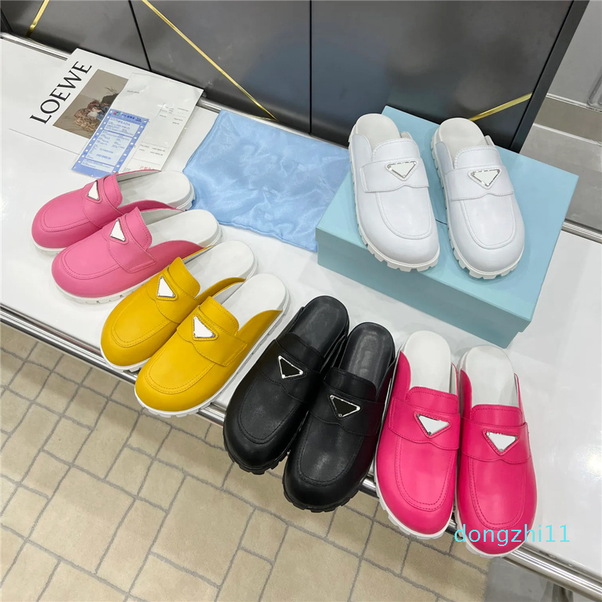 

Leather sabots Soft padded nappas Designer Slipper metal triangle logo Hybrid design andals Modern simple lightweight soft and durable slippers sandal