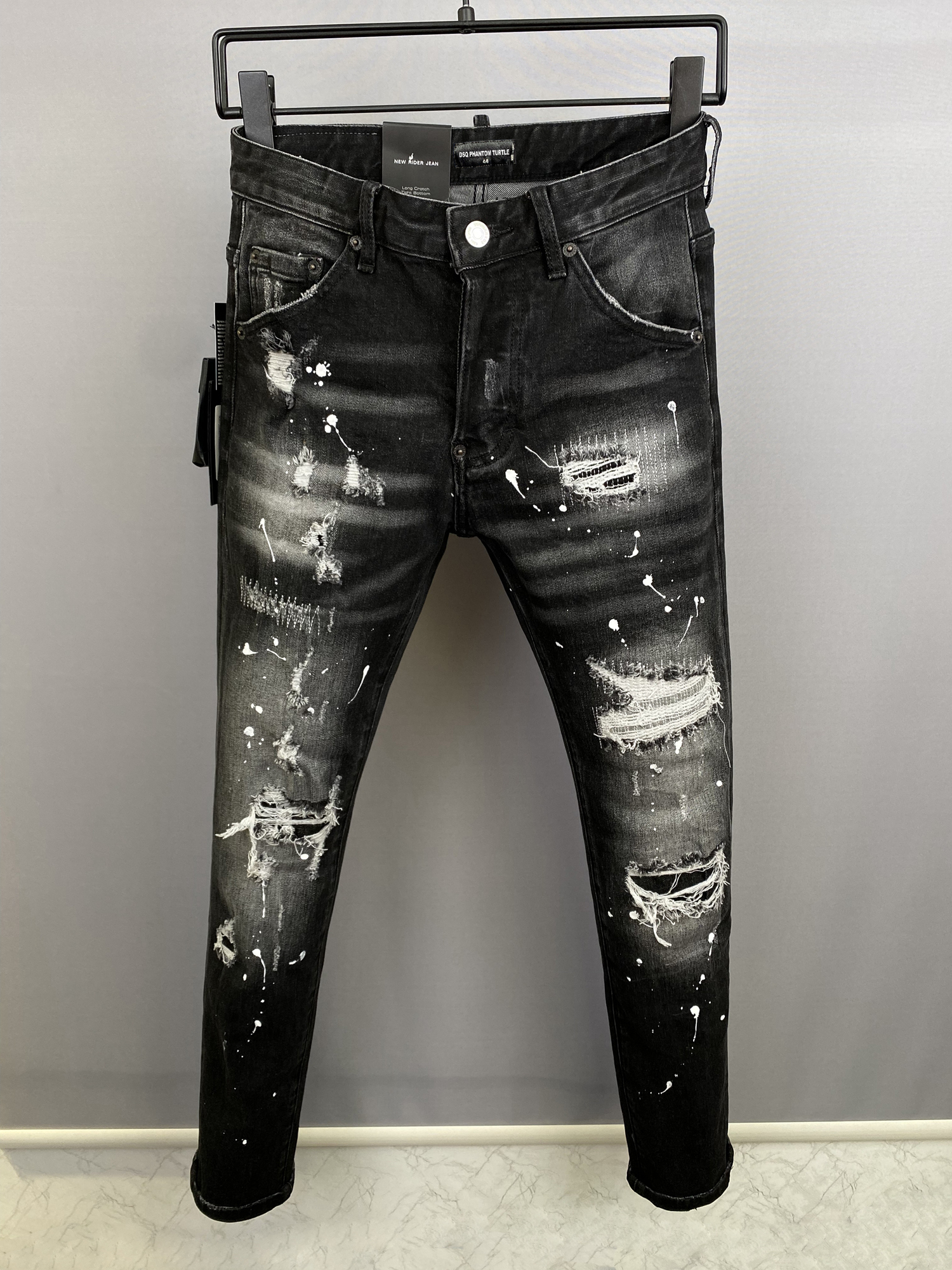 DSQ PHANTOM TURTLE Men's Jeans Classic Fashion Man Jeans Hip Hop Rock Moto Mens Casual Design Ripped Jeans Distressed Skinny Denim Biker Jeans