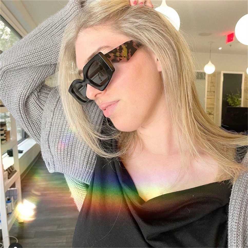 

Sunglasses 2023 new P family irregular plate small frame ins fashion versatile trendsetter proof street shot sunglasses