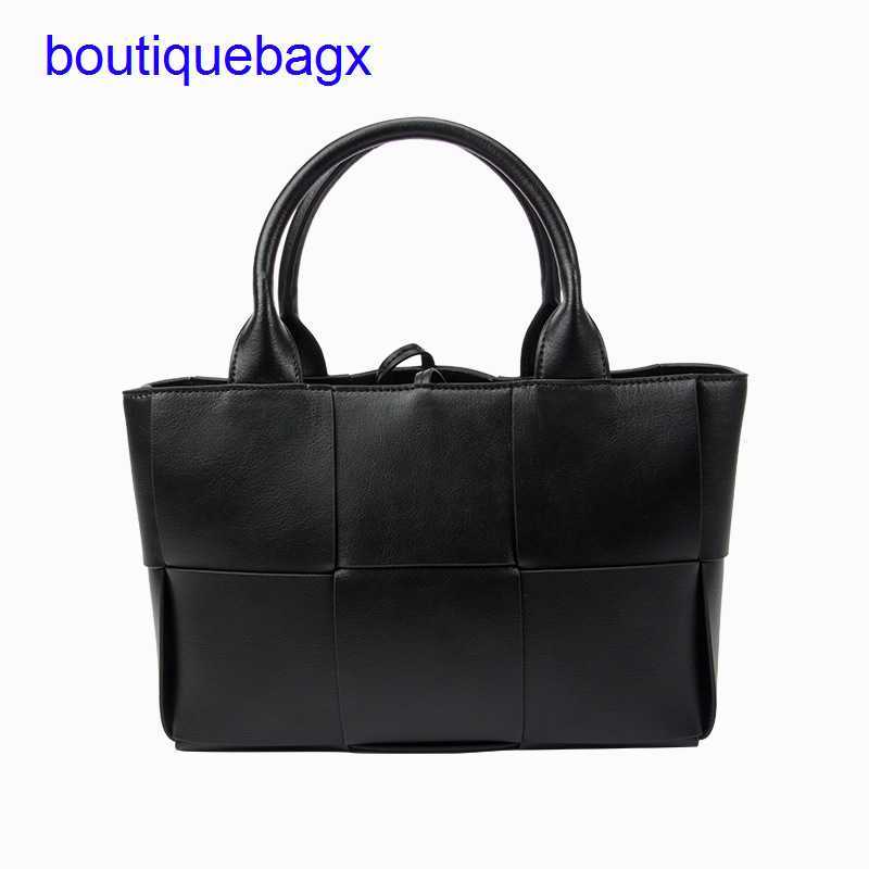 

Luxury Bottegss Venetss Arco Evening Bags online store Summer Vegetable Tote Basket 2023 Cowhide Woven New Large Capacity Removabl With logo IFUH, Black3
