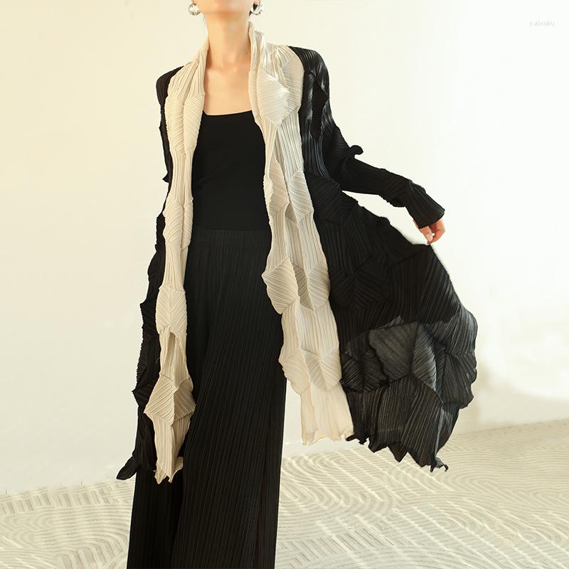 

Women's Jackets Miyake Pleated Short Jacket Women's Spring Fashion Hand Casual All-match Long-sleeved Cardigan Outer Top, Picture color