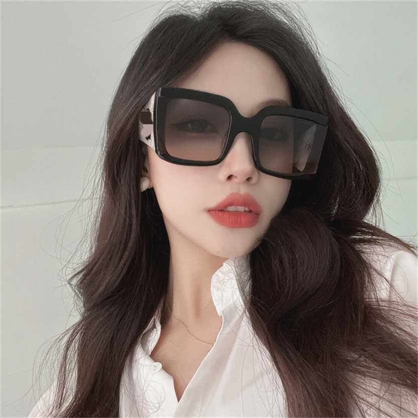 

Sunglasses 2023 new 22 year small fragrance square female star net red same protection ch4991