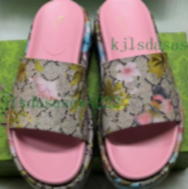 

QW 2023 fashion woman slippers Beach Thick bottom slippers platform women Shoes Alphabet lady Sandals Leather High heel Embroidered slippers Shoe SIZE 35-45, Pink