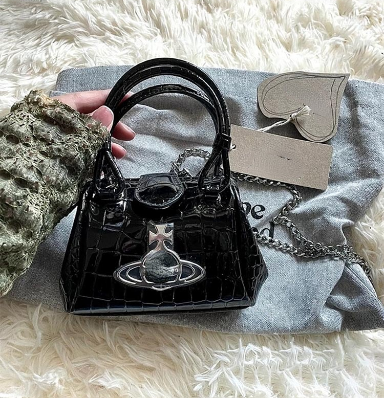 

Women's Mini Crossbody Bags Portable Chain Bag Niche Design Saturn Alligator Pattern Patent Leather Bag, Black