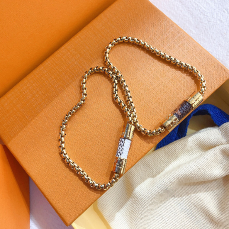 

Glamour Jewelry Fashion Link Chains Two Colors Bracelets Personalized Design Gold Glitter Hundred Match Basis Women Design Bracelet