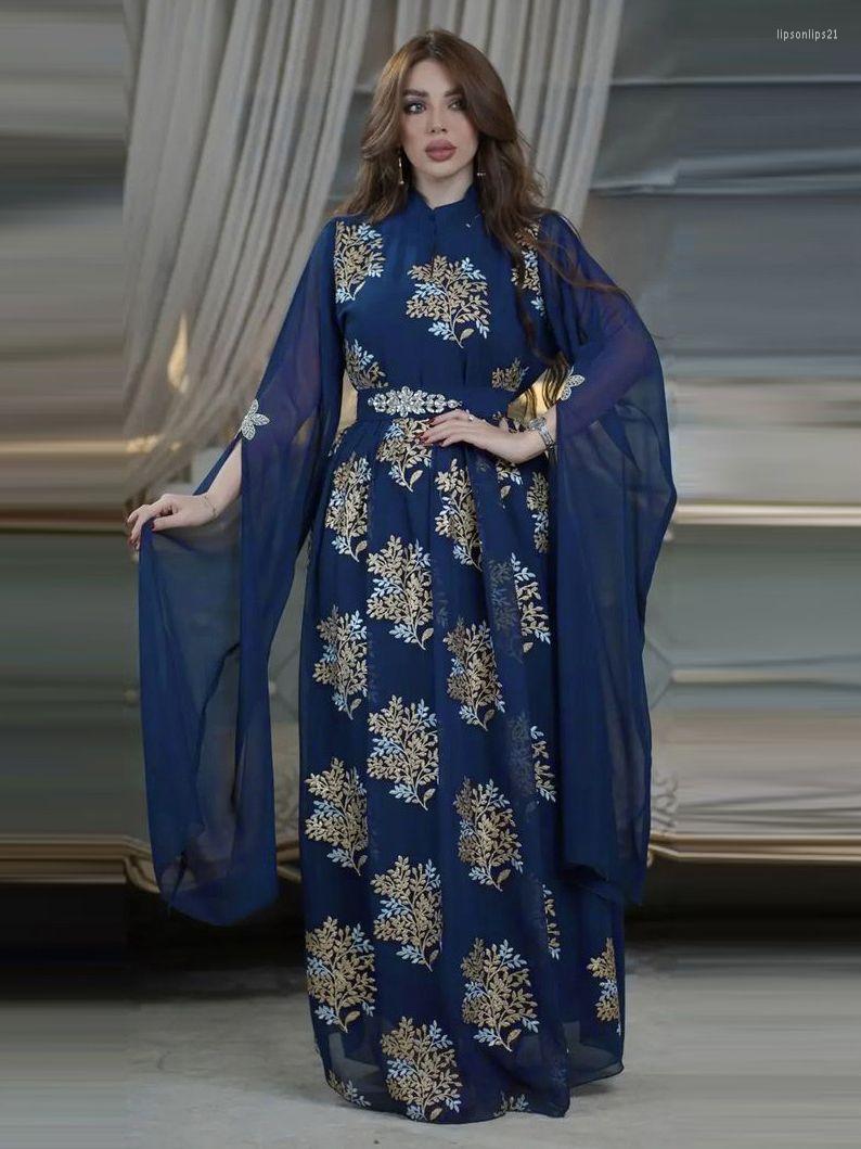 

Ethnic Clothing Dubai Fashion Floral Embroidery Islam Muslim Dress Kaftan Caftan Women Djellaba Robe Longue Vetement Musulmane Femme Wy974
