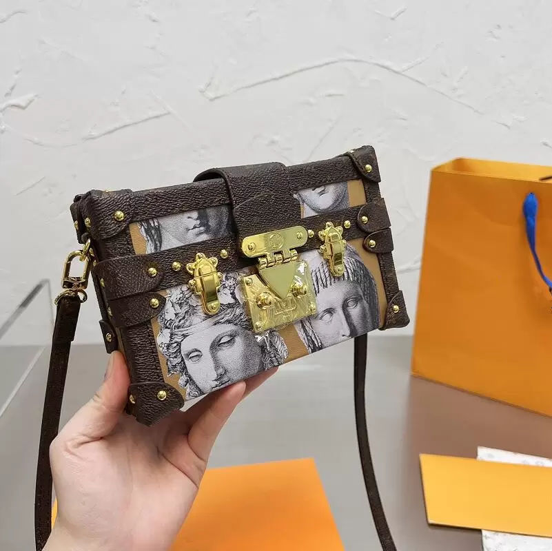 

Petite Malle Leather Shoulder Bag Clutch Trunk Box Pur Brown Multi Monograms Canvas Chains Handbag Brand Luxurys Designer Womens, White