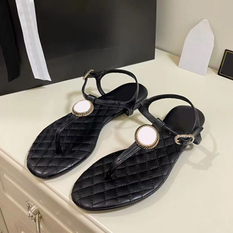 

2023 New cnel women Sandals shoes 22SS Lambskin Quilted Flat Thong white black pink Womens Retro Slippers Leather Beach Shoes EUR 34-40, 01 white
