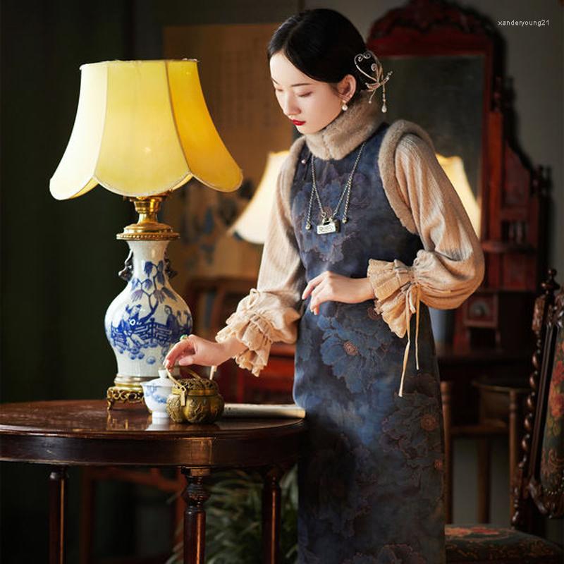 

Ethnic Clothing 2023 In Vintage Padded Cotton Cheongsam Chinese Style Silk Yarn Women Gown Fur Collar Modern WInter Dress Qipao