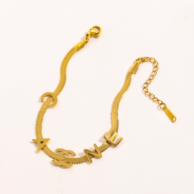 

Popular Brand Letters Chain Bracelets Jewelry Fashion Stainless Steel Bracelet Luxury Couple Love Gift Bracelet Design Gold Plated Accessories Women High Sense
