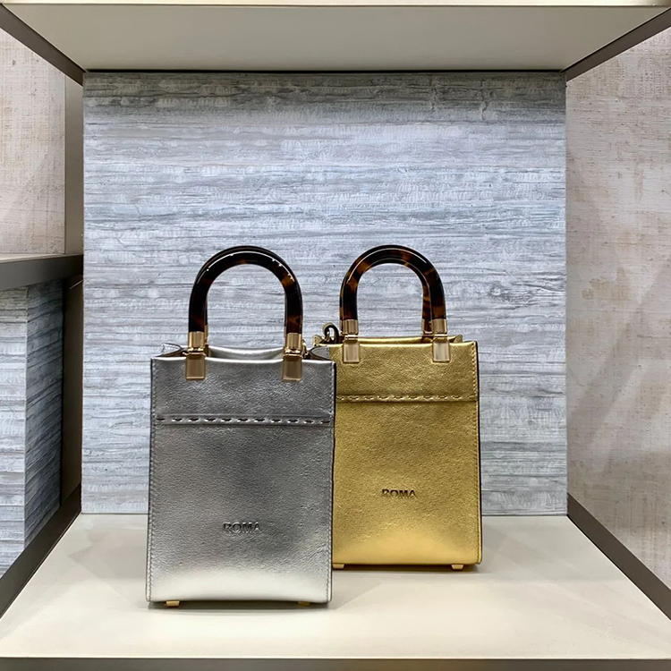 

shopping vacation weekend clutch tote bag trave Glass handle luxury designer handbags Leather Crossbody with shoulder strap Roma bags womens book classic pochette, White