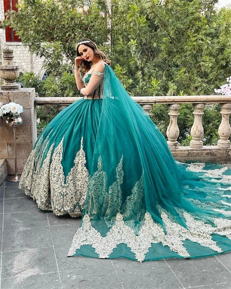 Princesse Hunter Green Tulle Quinceanera pour les filles 2023 avec Cape Off the épaule Boule de fête perlée robes de fête Appliques de bal robes