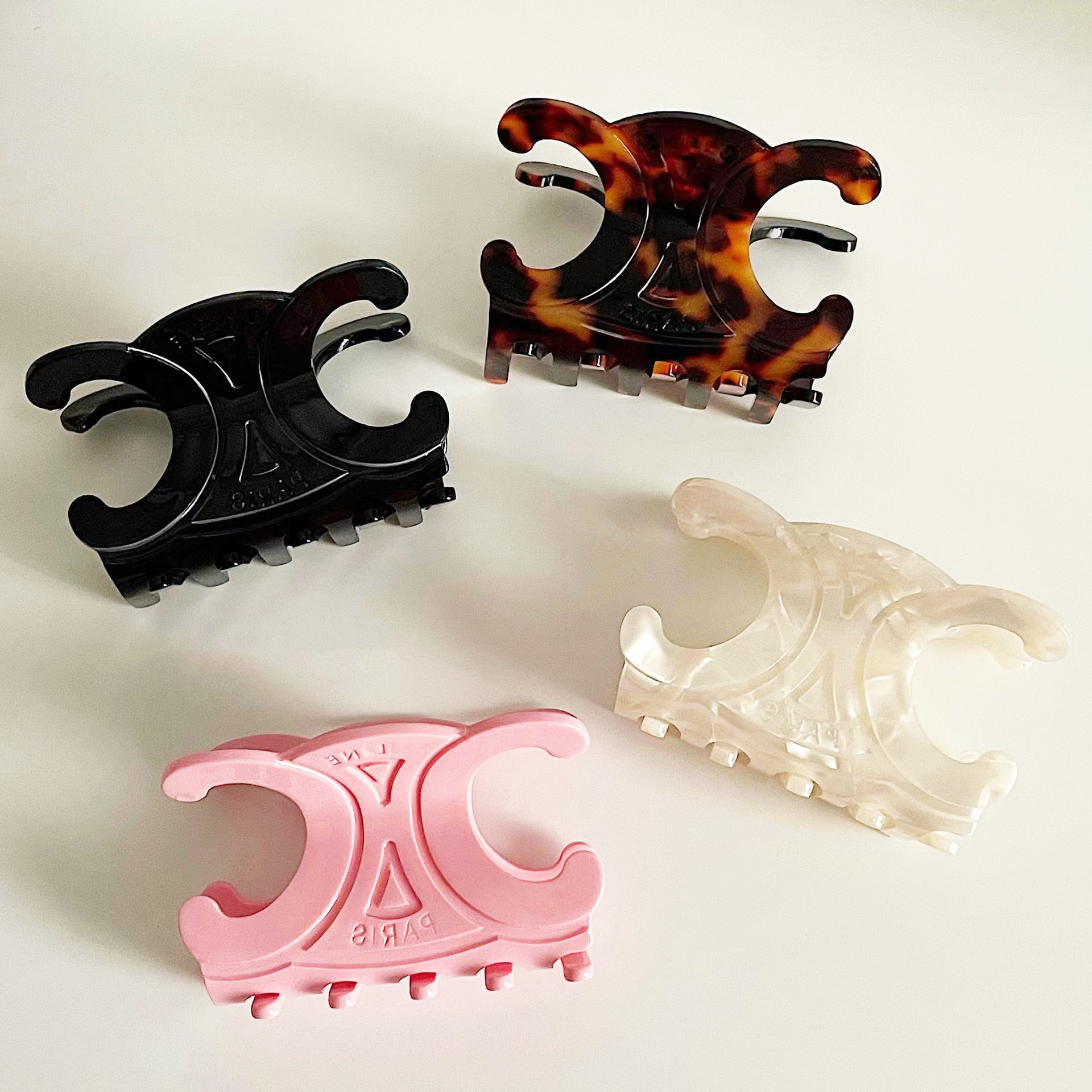 

New Fashion Womens Designer Hair Clips Claws Big Square Crabs Clip For Women Hair Accessori