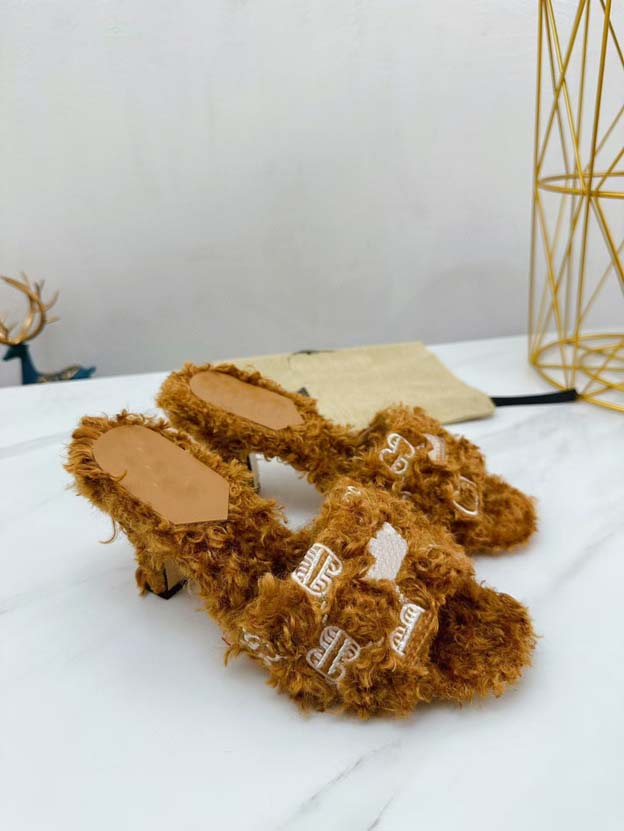 

Leather fabric slippers multi-color embroidered mule 7cm women's household flip flop sandals summer leather smooth rubber sole 36-41, White