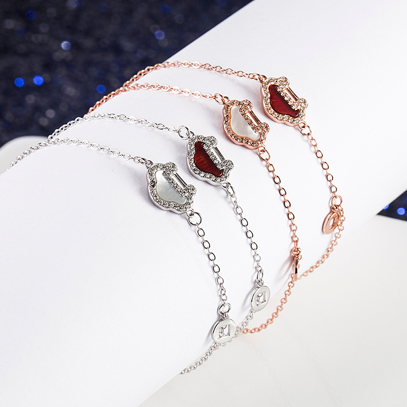 

s925 Sterling silver Ruyi Lock bracelet net red wind Q tail Chinese wind implied gold coin natural white friary silver jewelry