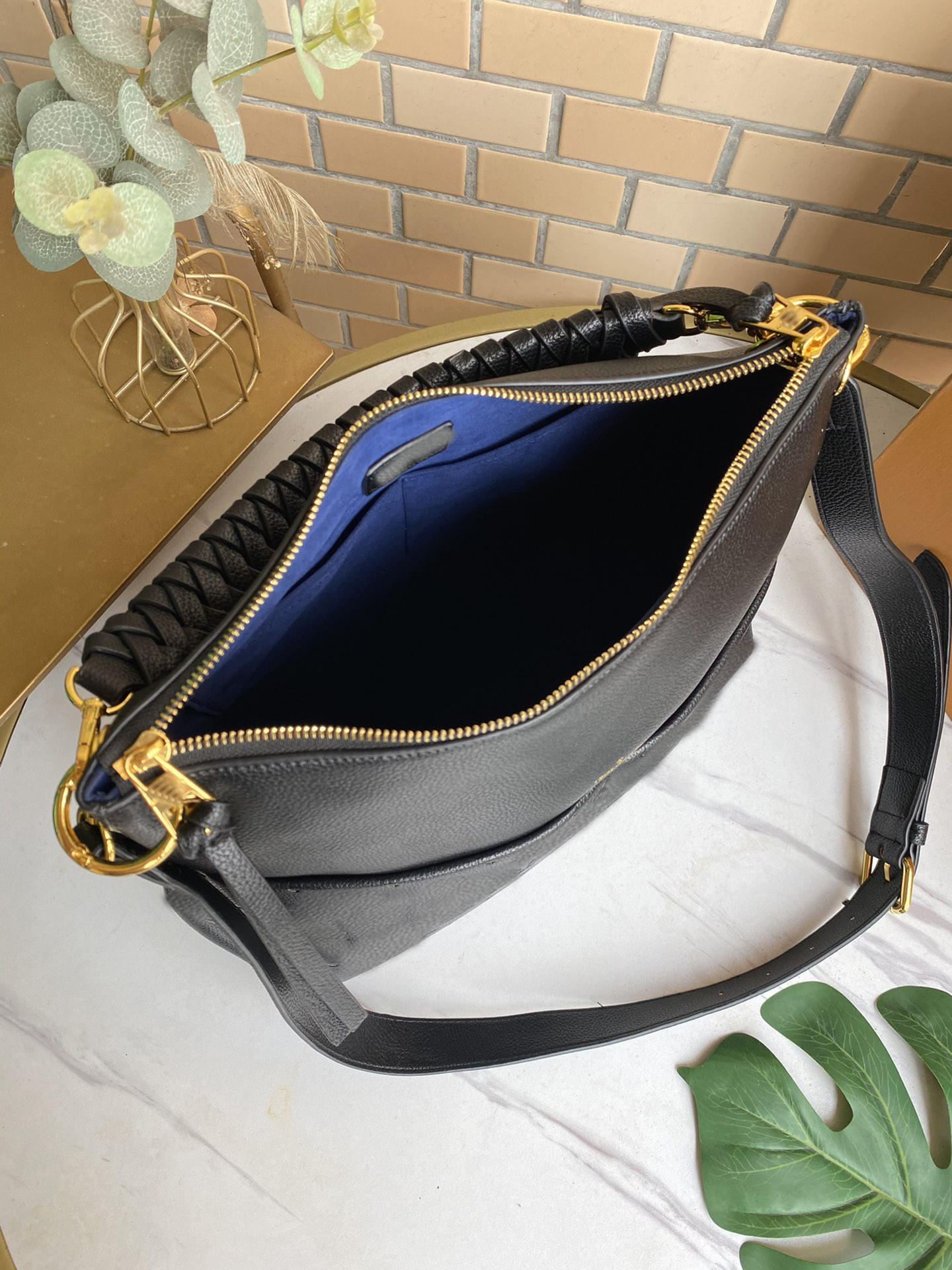 

2023 High Quality Fashion Classic Bags All-match Onthego Medium Tote Women Handbags By The Pool Pattern black Shoulder Bag m56022, 45522