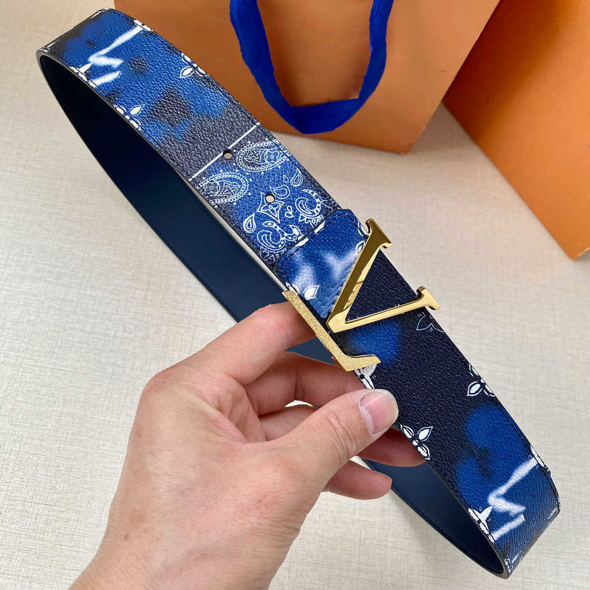 Luxury Designer Belt Mens Fashion Brand Belt Women Men Letter Buckle Genuine Leather Print Belts Formal Jeans Dress Waistband Width 4.0Cm Top Qualit