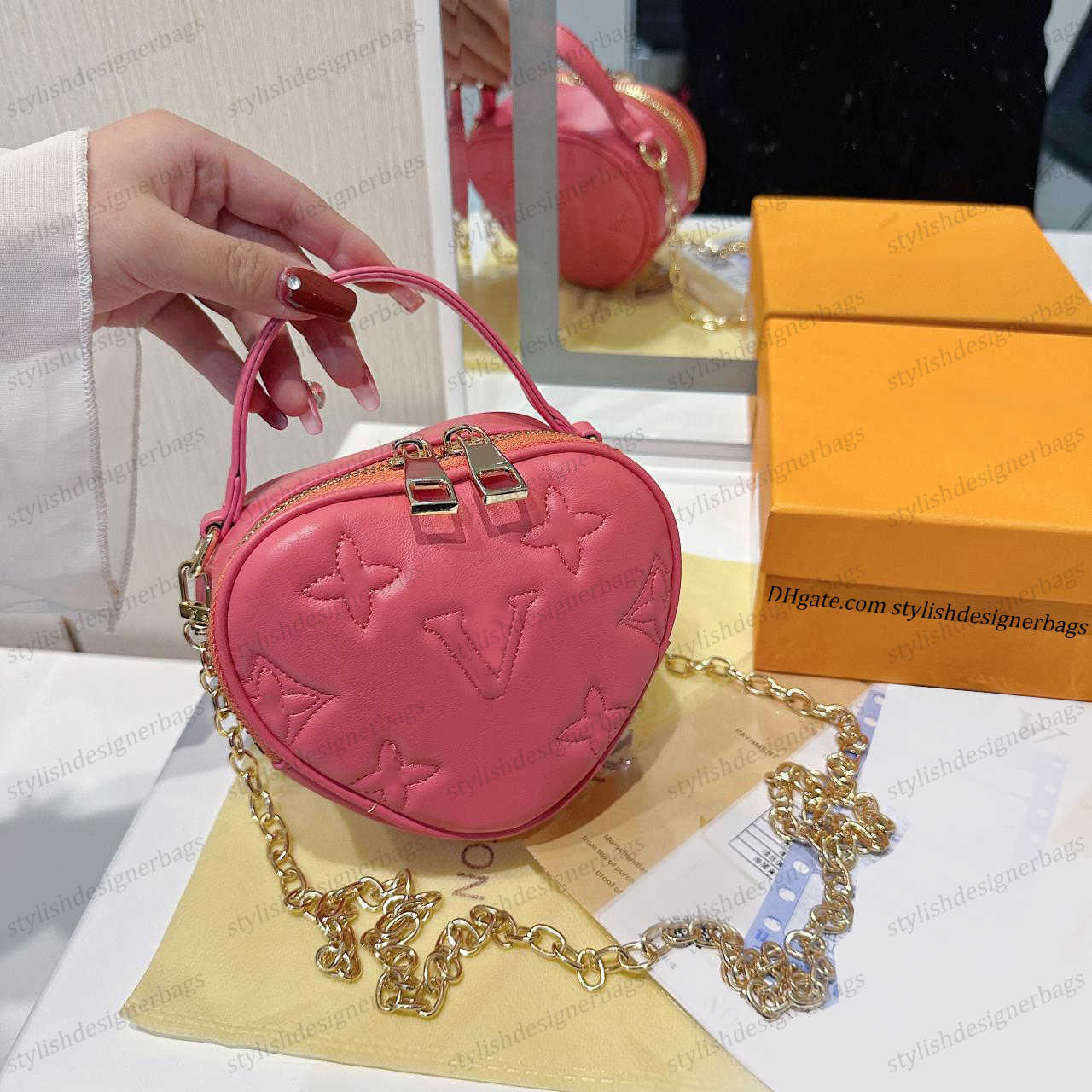 

Top quality Designer Mini Bags Womens Fashion Cute Heart shape Coin Purse Luxurious Shoulder Cross Body Small Handbag Pouch 031423H