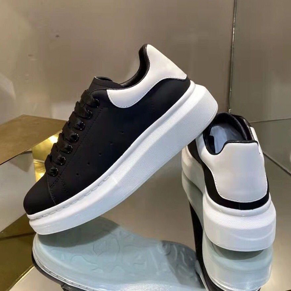 

Fashion Men Shoe Designer Women Leather Lace Up Platform Oversized Sole Sneakers White Black mens womens Luxury velvet suede Casual Shoes 35-45 mkjmkj000003