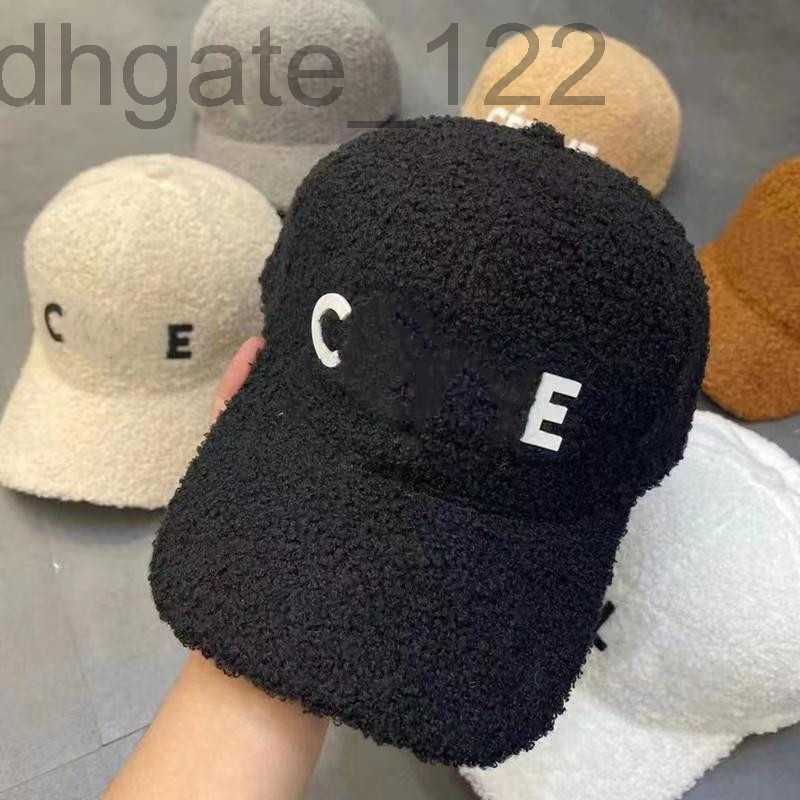 

designer Designer Brand Men's Hats Ladies Autumn Winter Lamb Wool Baseball Caps Warm Embroidered Letters YT8U, Red