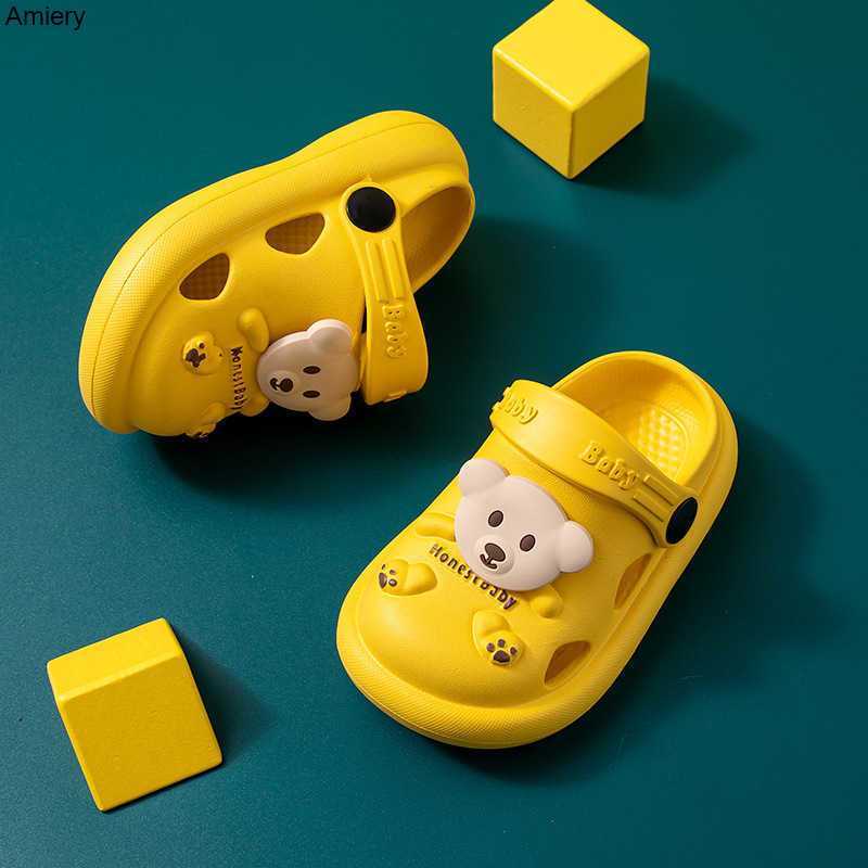 

Children's Non Slip soft bottom EVA hole shoes crash proof outdoor home fashion cute home slippers cute