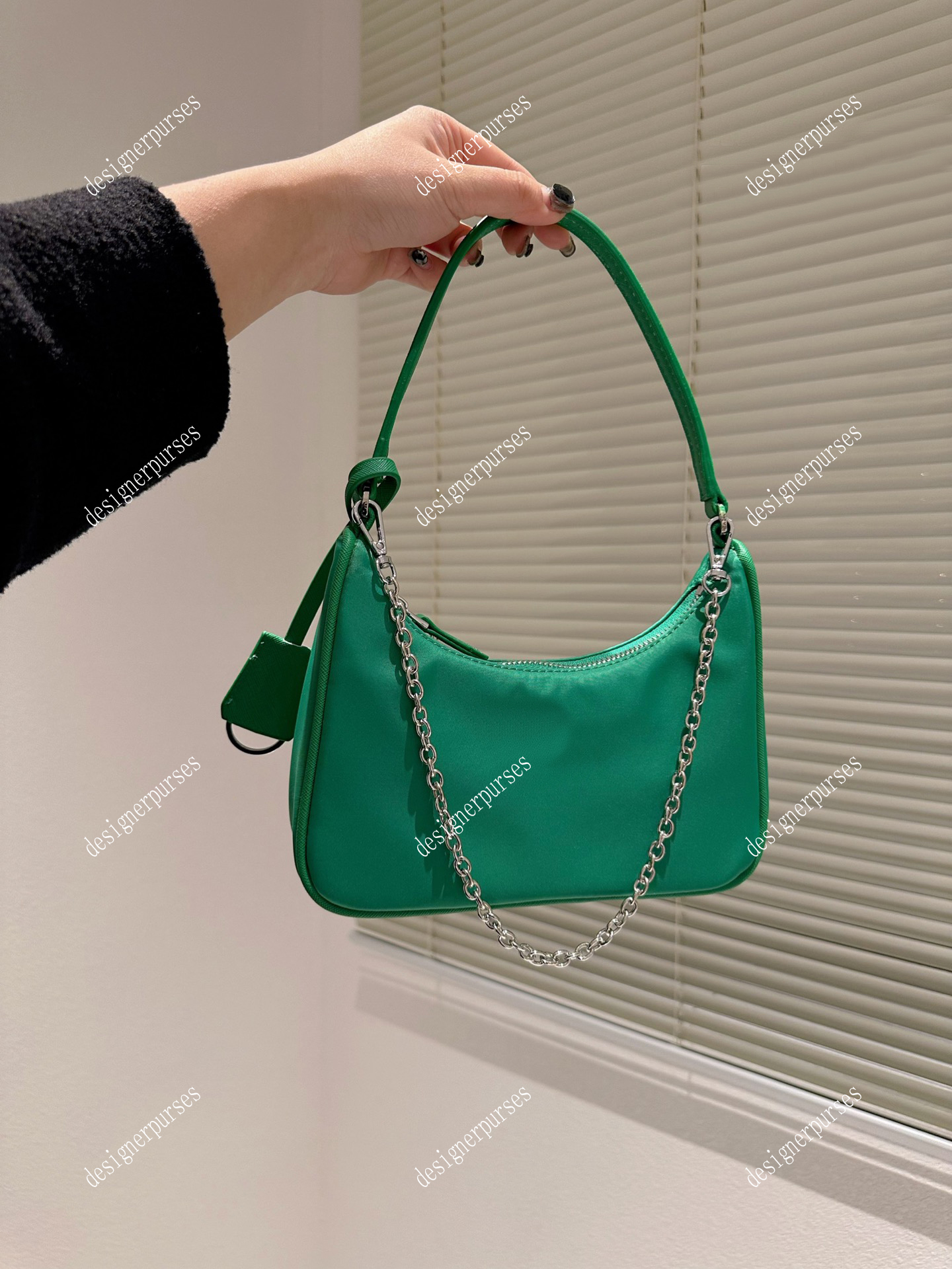 

TZ Fashion Re-Edition 2005 Re-Nylon Mini Handbags Classic Triangle Logo hobo Underarm Bag Designer shoulder bag Women chain handbag clutch Luxury tote bags purses 22C, Khaki