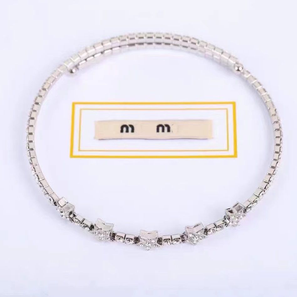 

Luxury Designer Chokers Necklaces Star Silver Women Necklace Choker Chain 925 Silver Plated Quality Copper Letter Pendant Necklaces For Women Jewelry