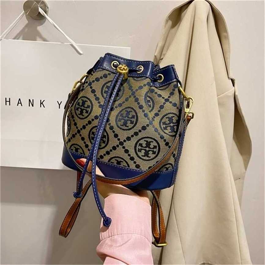 

handbag 2023 Fashion women's bag leather quality Handbag You Embroidered Canvas Bucket Large classic Bag, Style one