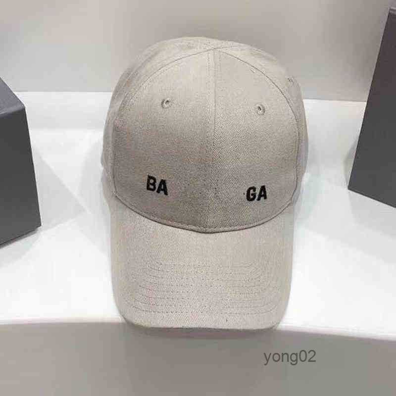 

2022 New Men's and Women's Baseball Caps French Paris Alphabet Casual Hats Outdoor Couple Sun S02