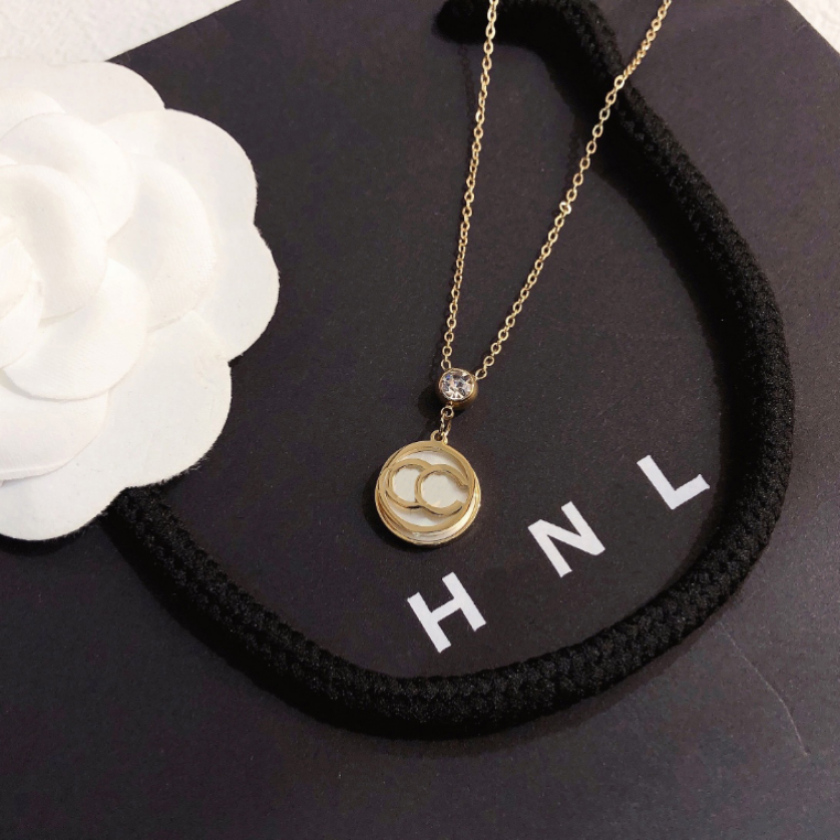 

Double Pendant Necklaces For Women High End Brand Designer Necklace 18k Gold Plated Long Chain Fashion Romantic Young Style Accessories Couple Gift