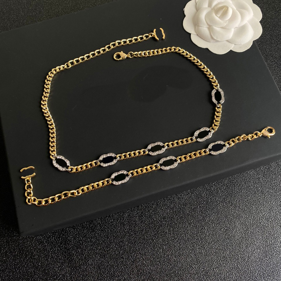 

Brand Stamp Bracelet Necklace Set 18K Gold Plated Letter Bracelet Designer Pendant Necklace Luxury Women Love Bracelet Vintage Design Jewelry Set Gift, B276-bracelet