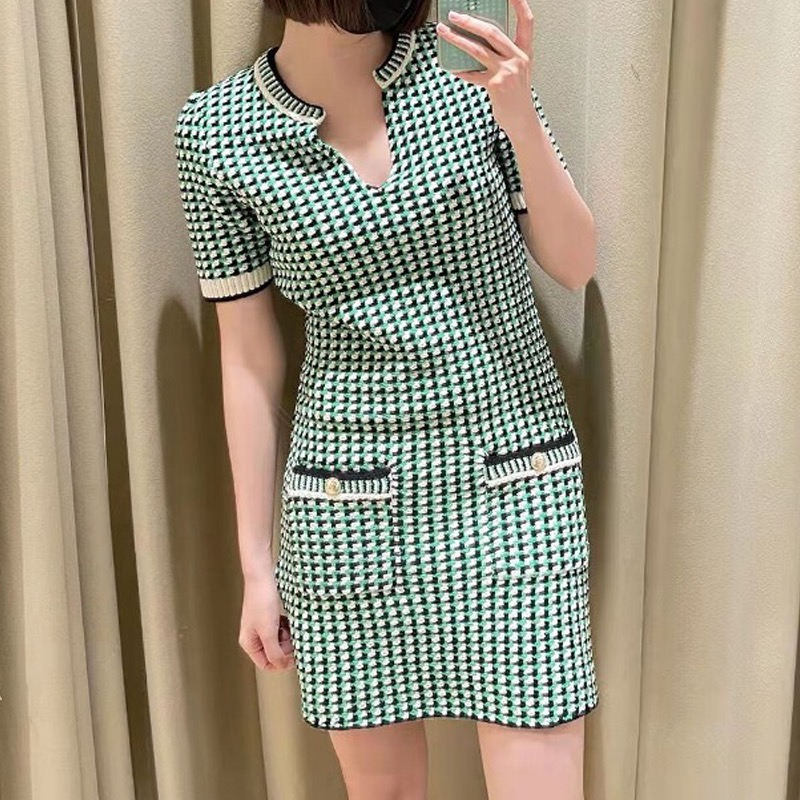 

Maje V-neck slim plaid knit dress skirt, Green